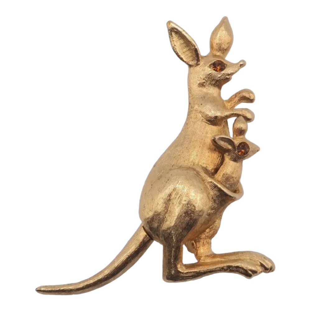 Vintage Signed Avon Kangaroo Brooch Moveable Baby Joey in Pouch Brushed Gold Pin